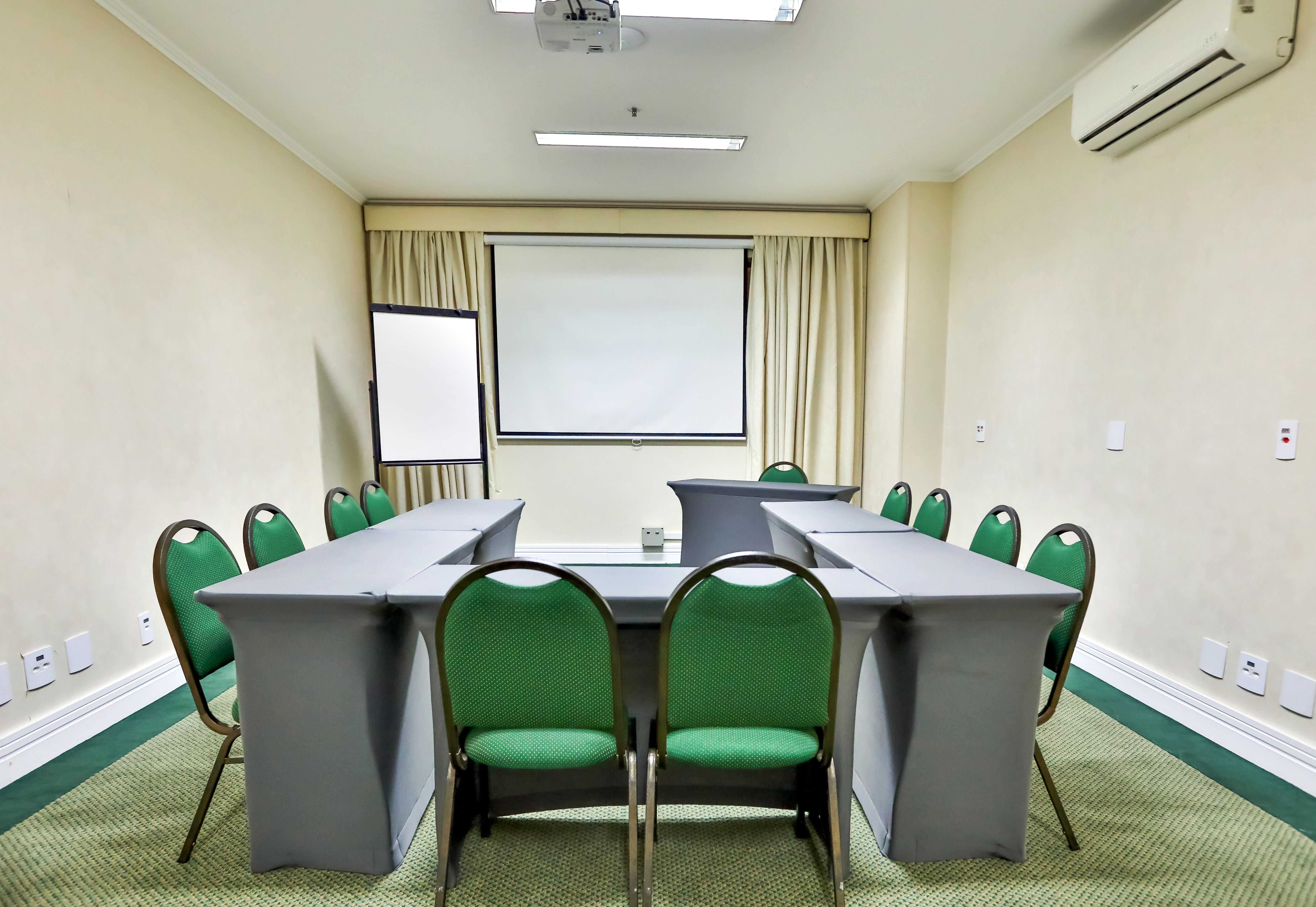 Quality Suites Vila Olimpia — Foto’s 1